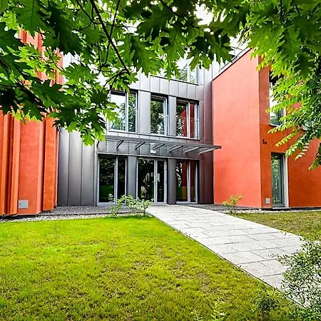 Chummy House شقة فندقية 3*